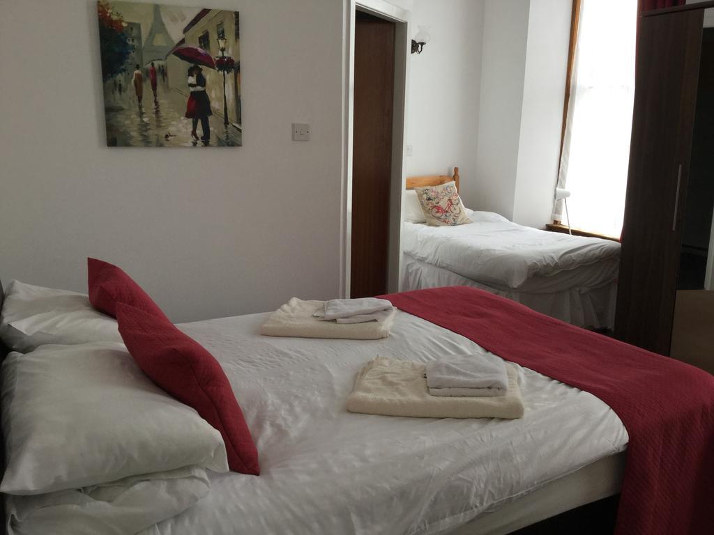 The Dunn Thing Guest House Ayr Kamer foto
